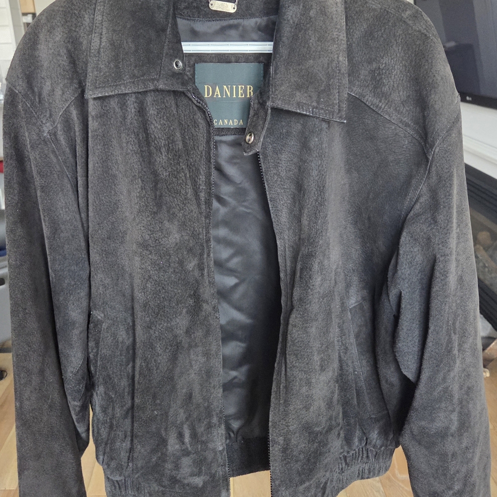 Danier Men's Dark Gray Suede Jacket